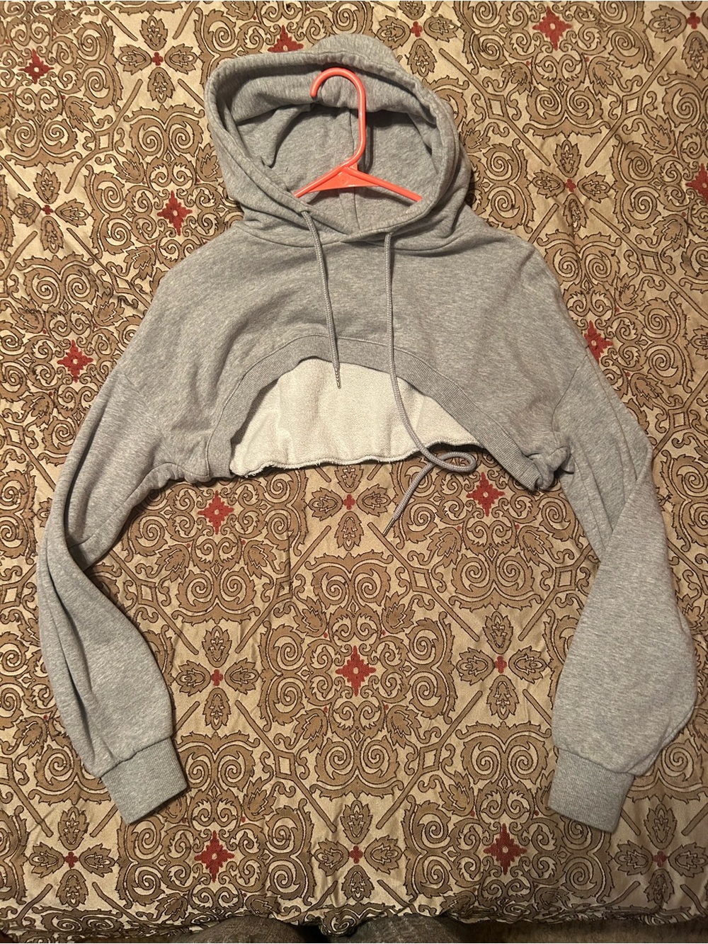 Forever 21 Gray Cropped Hoodie Sweater Medium